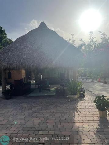 14500 NE 2 Miami FL 33161