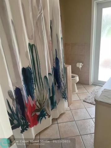 14500 NE 2 Miami FL 33161