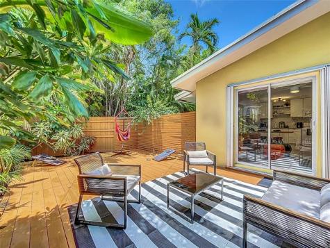 1478 NE 34th Court Units A-b Oakland Park FL 33334