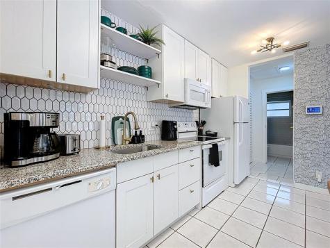 1478 NE 34th Court Units A-b Oakland Park FL 33334