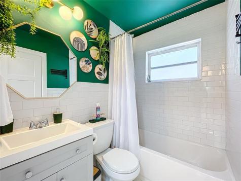 1478 NE 34th Court Units A-b Oakland Park FL 33334