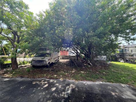 22 SW 11th Street Dania Beach FL 33004