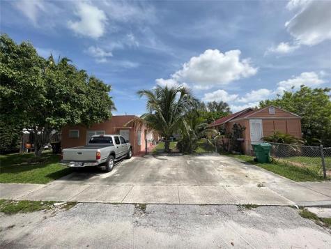 22 SW 11th Street Dania Beach FL 33004