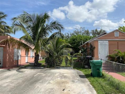 22 SW 11th Street Dania Beach FL 33004