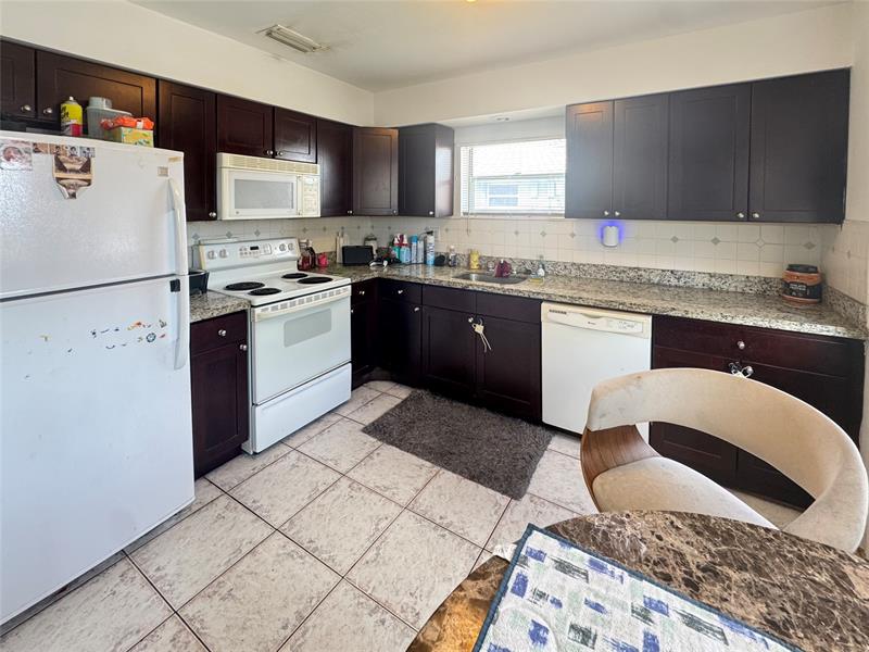 151 SW 15th Street Pompano Beach FL 33060