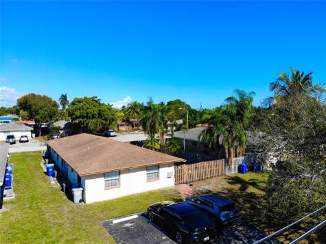 151 SW 15th Street Pompano Beach FL 33060