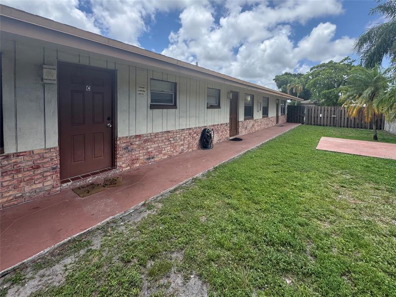 151 SW 15th Street Pompano Beach FL 33060