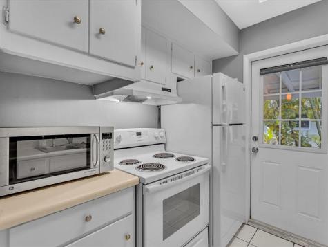 141-145 NE 30th Court Wilton Manors FL 33334