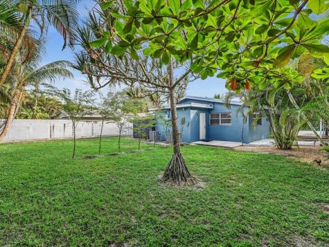 141-145 NE 30th Court Wilton Manors FL 33334