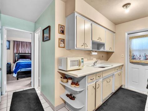 141-145 NE 30th Court Wilton Manors FL 33334