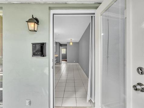 141-145 NE 30th Court Wilton Manors FL 33334