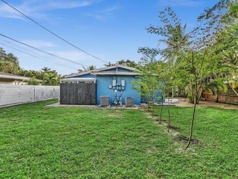 141-145 NE 30th Court Wilton Manors FL 33334