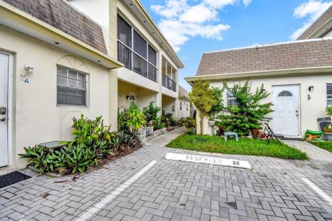 2460 Taylor Street Hollywood FL 33020
