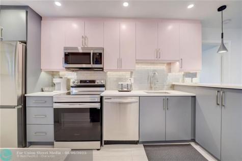 50 NE 30th Court Wilton Manors FL 33334