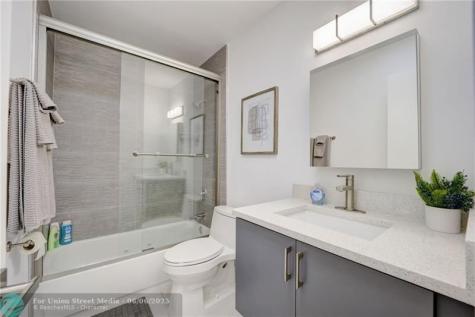 50 NE 30th Court Wilton Manors FL 33334