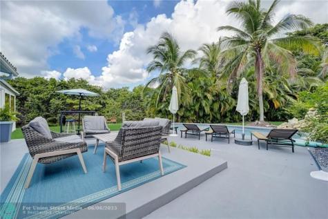 50 NE 30th Court Wilton Manors FL 33334