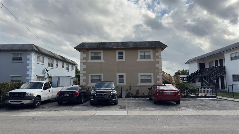 5870 NW 16th Place Sunrise FL 33313