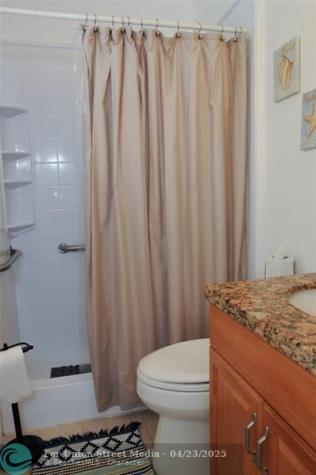 29 NE 3rd Street Dania Beach FL 33004