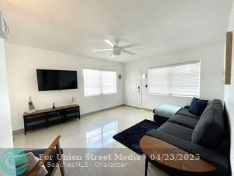 29 NE 3rd Street Dania Beach FL 33004
