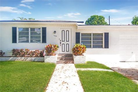 1625 Cleveland Street Hollywood FL 33020