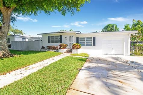 1625 Cleveland Street Hollywood FL 33020