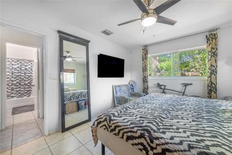 1009 NE 23rd Drive Wilton Manors FL 33305