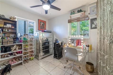1009 NE 23rd Drive Wilton Manors FL 33305