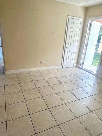 2229-31 Farragut Street Hollywood FL 33020