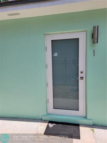 1010 NW 3rd Avenue Hallandale Beach FL 33009