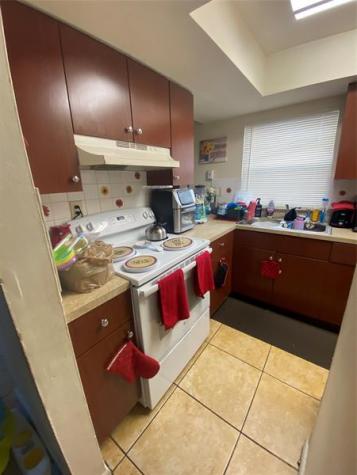 7931 SW 10th Street North Lauderdale FL 33068