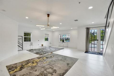 624 NE 29th Drive Fort Lauderdale FL 33334