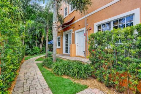 624 NE 29th Drive Fort Lauderdale FL 33334