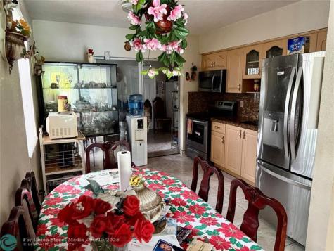 430 NE 75th Street Miami FL 33138