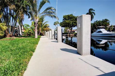 3860 NE 23rd Avenue Lighthouse Point FL 33064