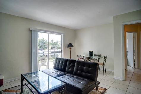 3860 NE 23rd Avenue Lighthouse Point FL 33064