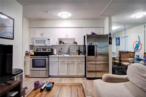 3860 NE 23rd Avenue Lighthouse Point FL 33064