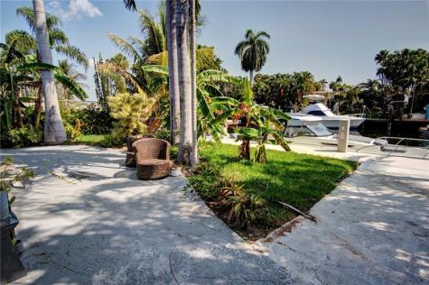 3860 NE 23rd Avenue Lighthouse Point FL 33064