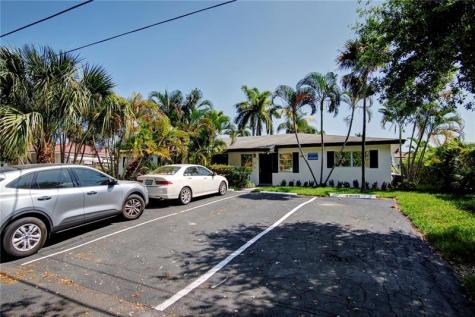 3860 NE 23rd Avenue Lighthouse Point FL 33064