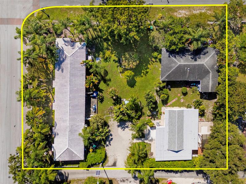 302 SW 15th Street Dania Beach FL 33004