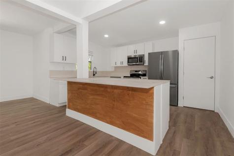 302 SW 15th Street Dania Beach FL 33004