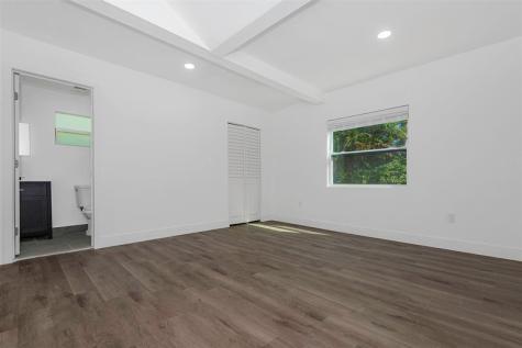 302 SW 15th Street Dania Beach FL 33004