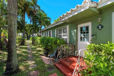 302 SW 15th Street Dania Beach FL 33004