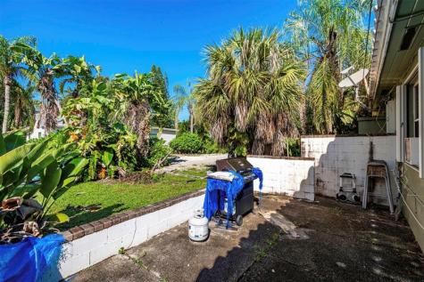 302 SW 15th Street Dania Beach FL 33004