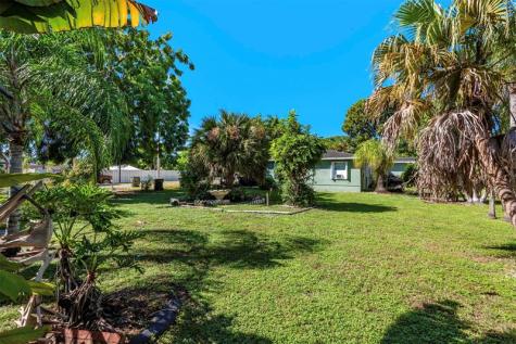 302 SW 15th Street Dania Beach FL 33004