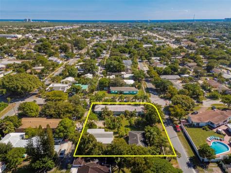 302 SW 15th Street Dania Beach FL 33004