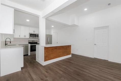 302 SW 15th Street Dania Beach FL 33004