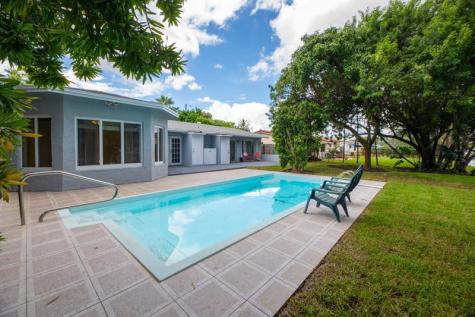 4500 NE 15th Avenue Oakland Park FL 33334