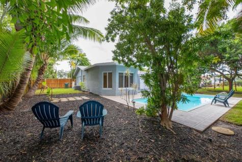 4500 NE 15th Avenue Oakland Park FL 33334
