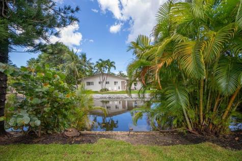 4500 NE 15th Avenue Oakland Park FL 33334