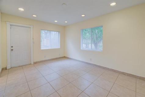 4500 NE 15th Avenue Oakland Park FL 33334